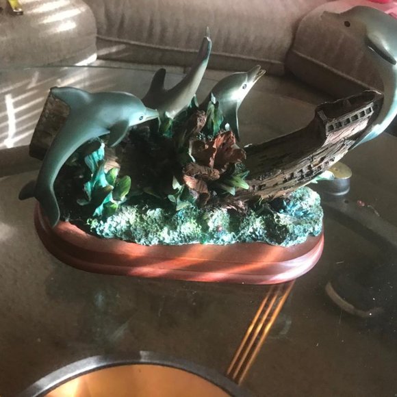 Desk decor package. - Picture 3 of 11